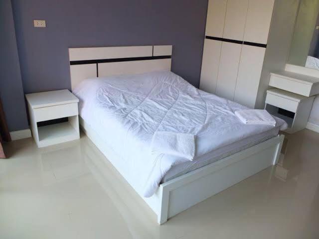 Oyo 75389 Pandora House Hotel Pattaya Exterior photo